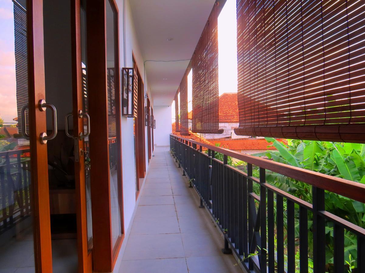 Penelopy Suites Oberoi Hotel